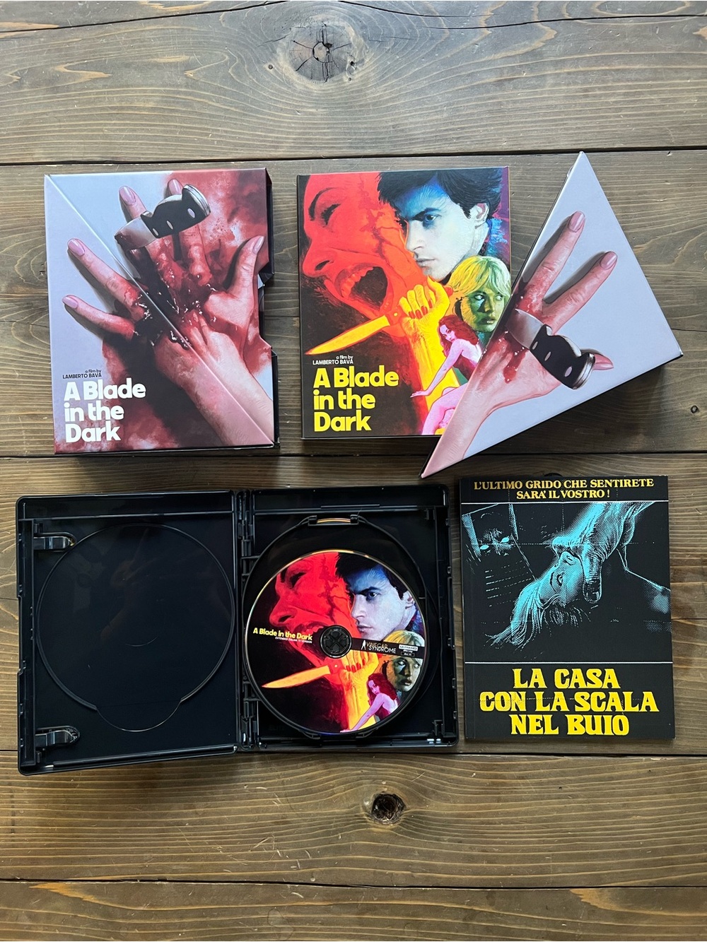 Vinegar Syndrome A Blade in the Dark - Collector's Edition 4K